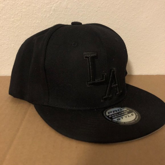 Los Angeles Black Snapback Hat Cap Adjustable Pro Style, Clean & New - Picture 2 of 7